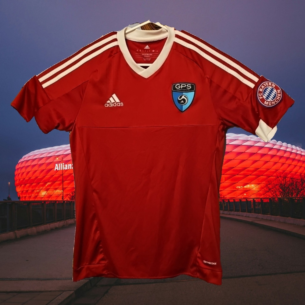 GPS North Shore FC Bayern Munchen Adidas Jersey Adult Size Small Red Climacool